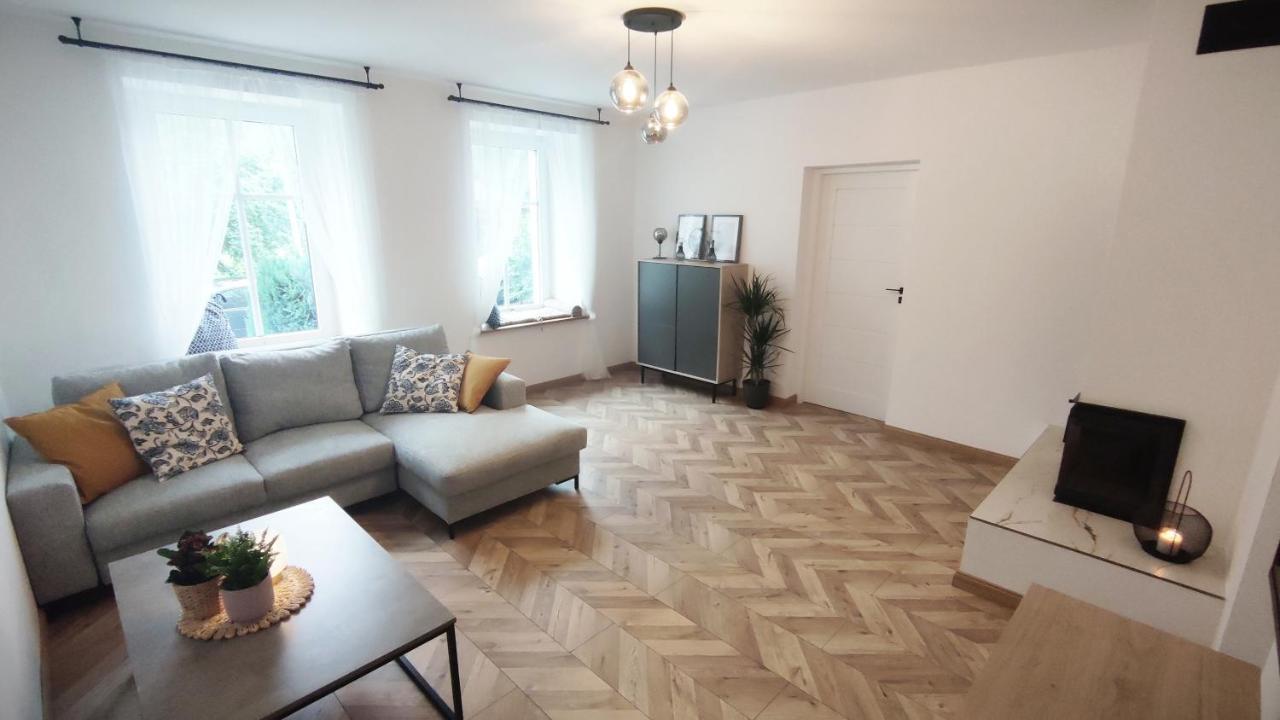B&D Apartament Chelmiec Apartamento Wałbrzych Exterior foto